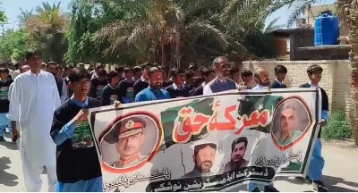 نوشکی: ضلعی انتظامیہ کے زیرِ اہتمام ’معرکہ حق‘ ریلی، پاک فوج سے اظہارِ یکجہتی