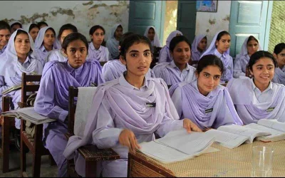 کوئٹہ: بلوچستان حکومت نے صوبے کے گرم علاقوں میں واقع تمام سرکاری اور نجی تعلیمی اداروں کے لیے گرمیوں کی تعطیلات کا اعلان کر دیا ہے
