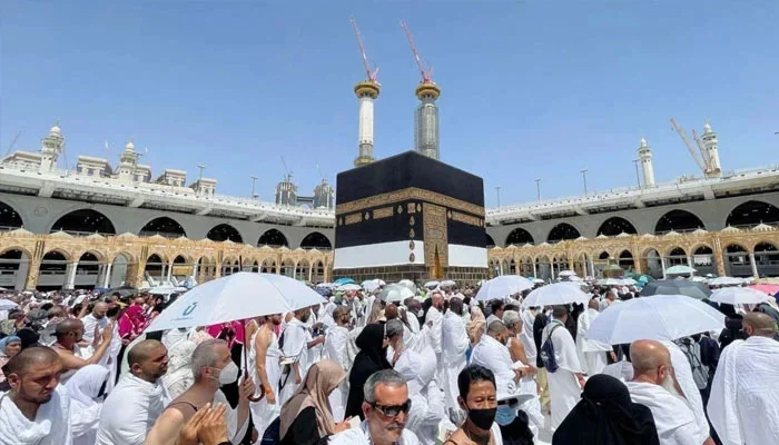 سعودی وزارت داخلہ کا بغیر اجازت حج کرنے والوں اور سہولت کاروں کے خلاف سخت کریک ڈاؤن