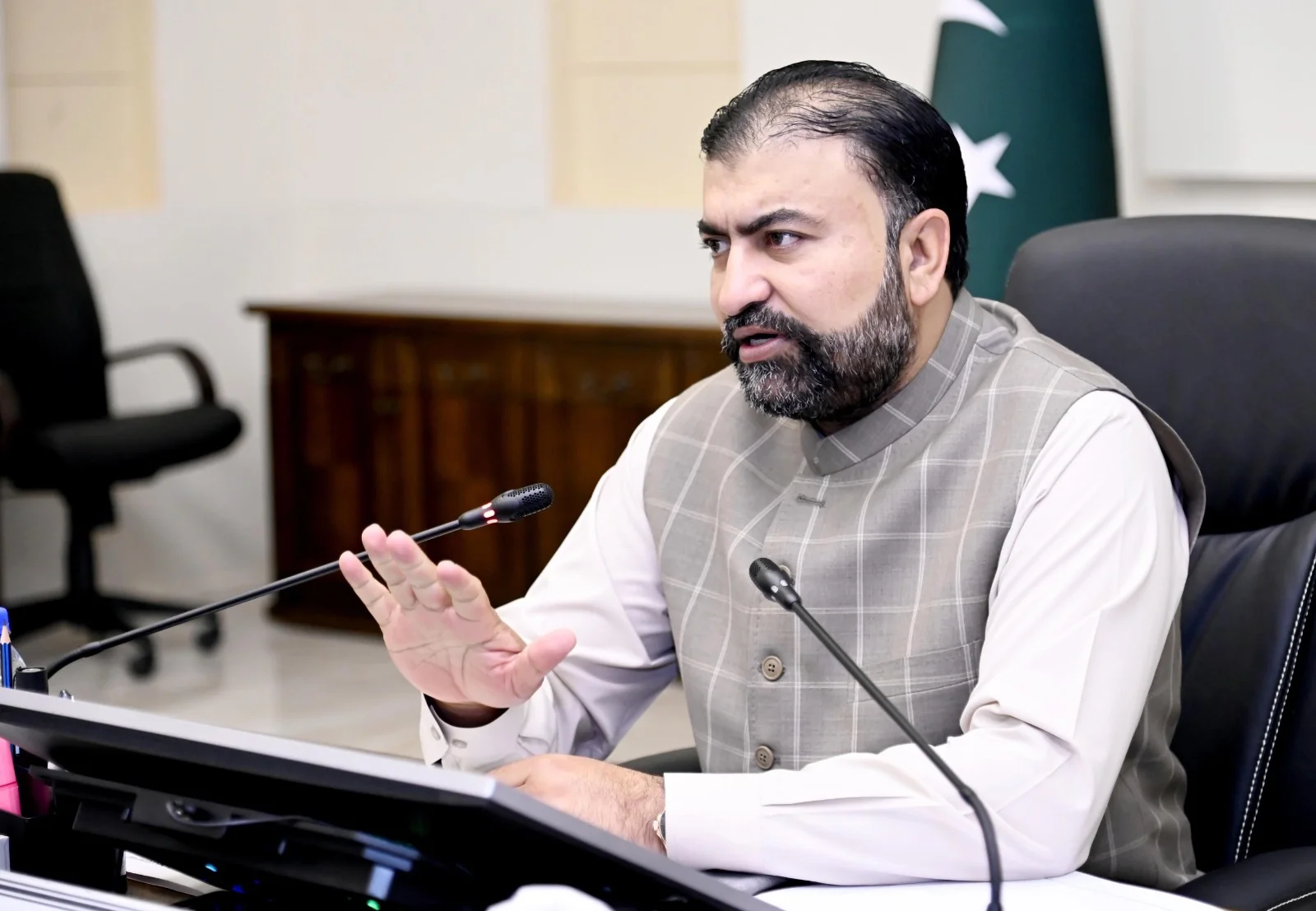 وزیراعلیٰ سرفراز بگٹی نے بلوچستان میں کامیاب انسداد دہشت گردی آپریشنز پر سیکیورٹی فورسز کو سراہا۔