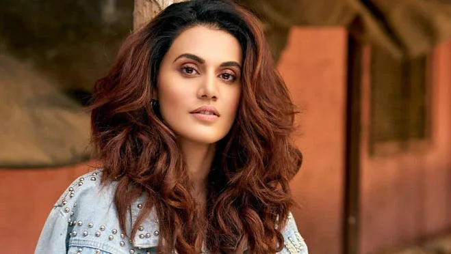 Taapsee Pannu Returns to Social Media After a Year, Explains Her Absence