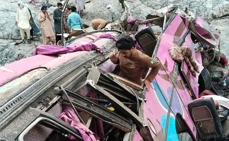 دانہ سر بس کا المناک حادثہ؛ بس کمپنی اور ڈرائیور کے خلاف مقدمہ درج