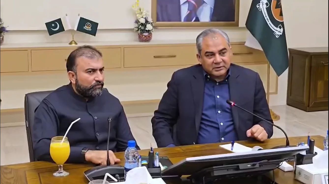 کوئٹہ: وفاقی وزیر داخلہ محسن نقوی اور وزیراعلیٰ سرفراز بگٹی کی زیر صدارت اعلیٰ سطح سیکیورٹی اجلاس