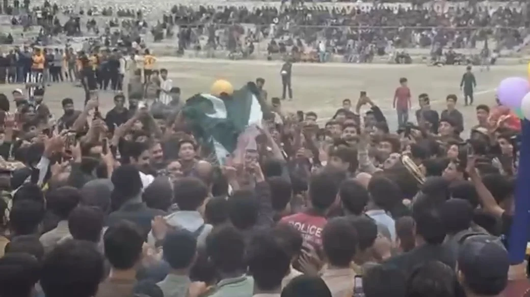 لاہور سے سکردو تک پیدل دوڑ، طالب علم فیضان احمد نے نیا سنگ میل عبور کر لیا