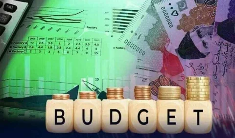 اسلام آباد: وفاقی حکومت نے آئندہ مالی سال 2026-27 کے بجٹ کے لیے 400 سے 500 ارب روپے تک کے نئے ٹیکس اقدامات کی منظوری دے دی ہے۔
