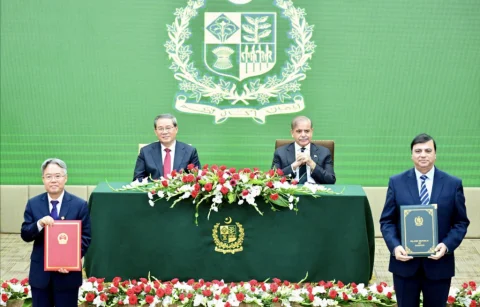 پاک چین تعلقات میں نئی پیش رفت: 5 سالہ ایکشن پلان کا آغاز، چینی اسپیس اسٹیشن پر پاکستانی خلا باز بھیجا جائے گا