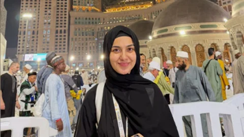 طوبیٰ انور نے والدین کے ساتھ حج کی سعادت کو زندگی کا انمول لمحہ قرار دے دیا