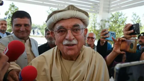 چمن جلسے میں تقریر پر محمود خان اچکزئی کے خلاف مقدمہ درج
