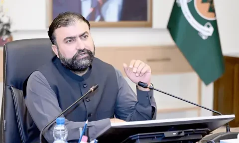 وزیراعلیٰ سرفراز بگٹی کا خاتون ڈاکٹر پر تیزاب حملے کا سخت نوٹس؛ ایئر ایمبولینس اسٹینڈ بائی