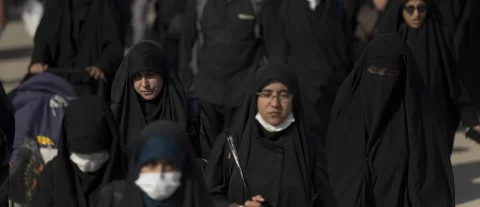 افغان طالبان رجیم کا خواتین کے خلاف کریک ڈاؤن؛ لباس کی آڑ میں جبری گرفتاریاں، عالمی برادری سراپا احتجاج