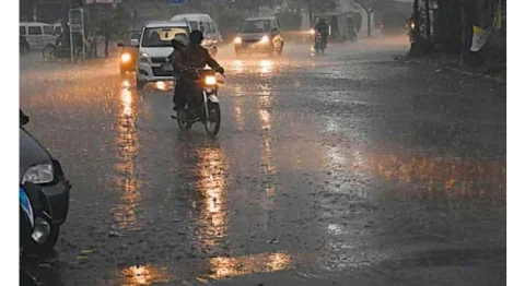 Balochistan Braces for Extreme Weather as Heavy Rain Hits Barkhan, Nok Kundi Temperature Soars to 46°C