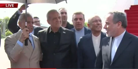ایرانی صدر مسعود پزشکیان کا پاکستان پہچنے پر پُرتپاک استقبال