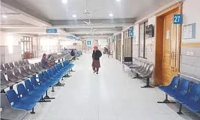 بلوچستان میں ڈاکٹروں کی ہڑتال 21ویں روز میں داخل، سرکاری اسپتالوں کی او پی ڈیز بدستور بند
