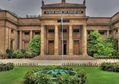 پاکستان نے  ایک ارب 30 کروڑ ڈالر سے زائد کا بیرونی قرضہ ادا کر دیا ہے۔