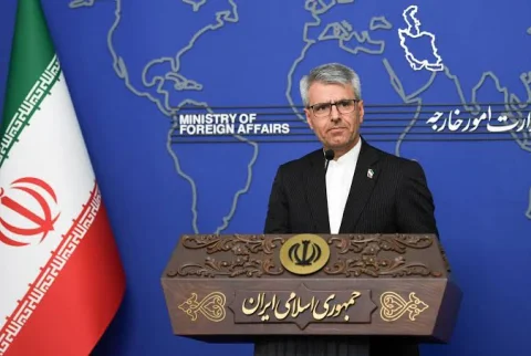 تہران: ایرانی وزیر خارجہ کی عمانی ہم منصب سے ملاقات، آبنائے ہرمز معاہدے کا مسودہ تیار