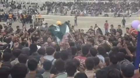 لاہور سے سکردو تک پیدل دوڑ، طالب علم فیضان احمد نے نیا سنگ میل عبور کر لیا